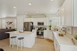 6078 N Boulter Peak Ln, Eagle Mountain, UT 84005 - Photo 15