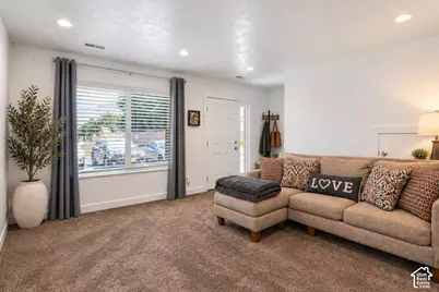 989 Canyon Rd #13, Ogden, UT 84404 - Photo 9