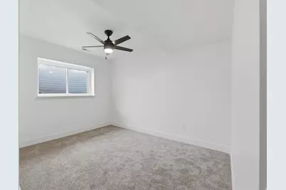 555 W Ontario St N, Tooele, UT 84074 - Photo 17