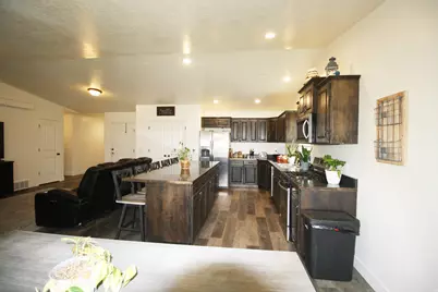 2338 E 4300 S, Naples, UT 84078 - Photo 11