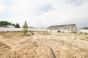 2338 E 4300 S, Naples, UT 84078 - Photo 41