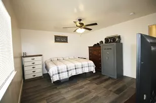 2338 E 4300 S, Naples, UT 84078 - Photo 13