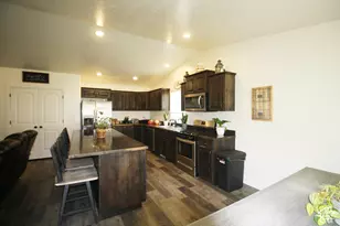 2338 E 4300 S, Naples, UT 84078 - Photo 9