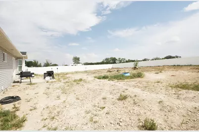 2338 E 4300 S, Naples, UT 84078 - Photo 37