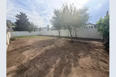 12874 S 1830 W, Riverton, UT 84065 - Photo 17