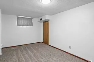 309 S 400 E, Orem, UT 84097 - Photo 23