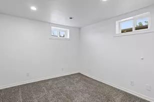 309 S 400 E, Orem, UT 84097 - Photo 23