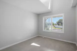 702 S Wind Mill Ln, Kaysville, UT 84037 - Photo 7