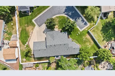 1928 E 5900 S, South Ogden, UT 84403 - Photo 33