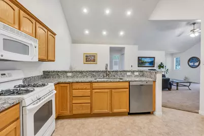 532 W 300 S #B, Springville, UT 84663 - Photo 15