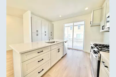 1650 N Main St, Layton, UT 84041 - Photo 5