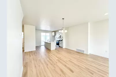 1650 N Main St, Layton, UT 84041 - Photo 9