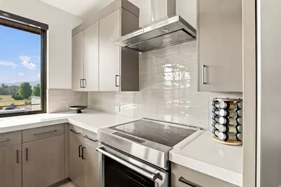1315 N 6900 E, Huntsville, UT 84317 - Photo 59