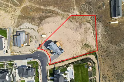 9126 N Lakefront Dr, Eagle Mountain, UT 84005 - Photo 15