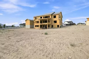 9126 N Lakefront Dr, Eagle Mountain, UT 84005 - Photo 3