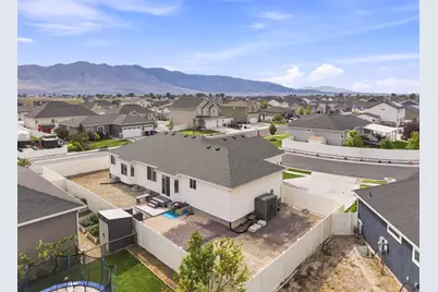 853 E Primrose Way, Eagle Mountain, UT 84005 - Photo 27