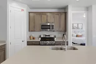 2329 E Escondido Dr, Washington, UT 84780 - Photo 7