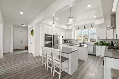 907 E 1520 S, Salem, UT 84653 - Photo 15