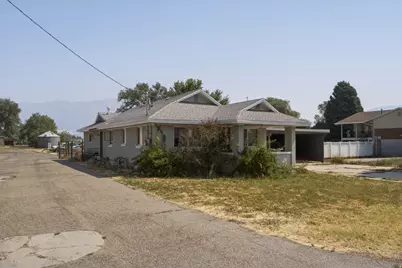 2274 W Pioneer Rd N, Marriott-Slaterville City, UT 84404 - Photo 17