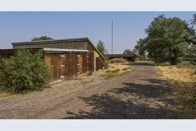 2274 W Pioneer Rd N, Marriott-Slaterville City, UT 84404 - Photo 21