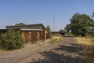 2274 W Pioneer Rd N, Marriott-Slaterville City, UT 84404 - Photo 21
