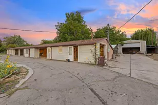875 E Cedar Holw Rd, Lehi, UT 84043 - Photo 39