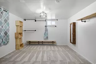 920 Bel Mar Dr, Ogden, UT 84403 - Photo 15