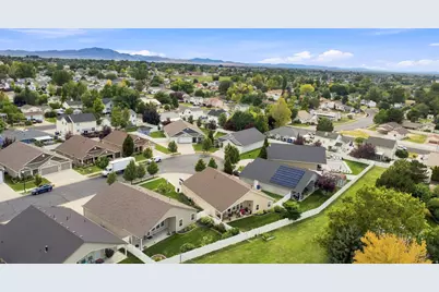 2536 W 1725 N #3, Clinton, UT 84015 - Photo 39