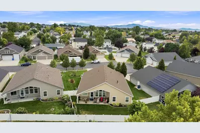 2536 W 1725 N #3, Clinton, UT 84015 - Photo 37