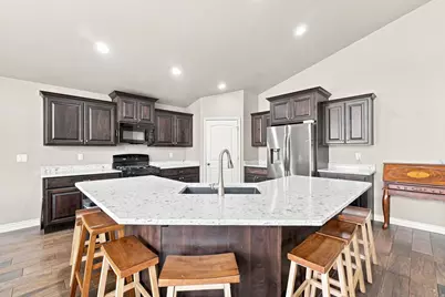 2536 W 1725 N #3, Clinton, UT 84015 - Photo 7