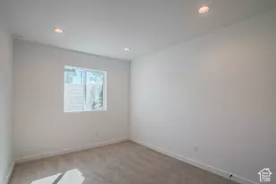 346 E Perrine Dr, Midvale, UT 84047 - Photo 37