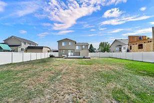 1559 N 2475 W, Clinton, UT 84015 - Photo 33