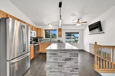 1559 N 2475 W, Clinton, UT 84015 - Photo 13
