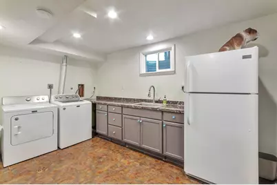 421 E 8220 S, Sandy, UT 84070 - Photo 17