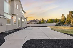3042 N Crest Dr W, Lehi, UT 84043 - Photo 25