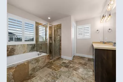 3042 N Crest Dr W, Lehi, UT 84043 - Photo 23