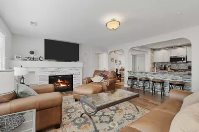 167 N Romney Ln W #U203, Pleasant Grove, UT 84062 - Photo 3