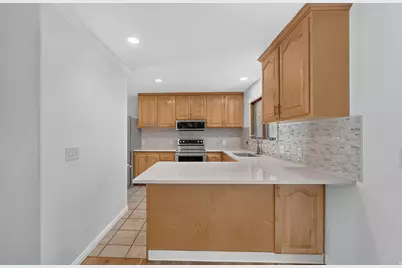 1560 E Hills Dr N, Bountiful, UT 84010 - Photo 17