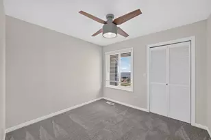 1560 E Hills Dr N, Bountiful, UT 84010 - Photo 25