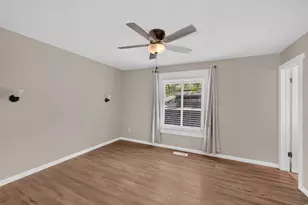 1560 E Hills Dr N, Bountiful, UT 84010 - Photo 21