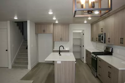 1344 S Mountain Rd E, Ogden, UT 84404 - Photo 3