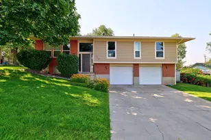518 Aspen Way, Centerville, UT 84014 - Photo 1