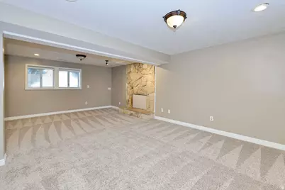 518 Aspen Way, Centerville, UT 84014 - Photo 21