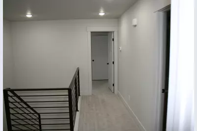 1348 S Mountain Rd E, Ogden, UT 84404 - Photo 7