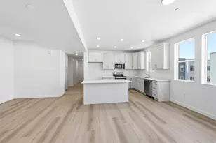 8333 S Iris Lumi Ln, Midvale, UT 84047 - Photo 9