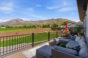 890 E 2175 N, North Ogden, UT 84414 - Photo 27