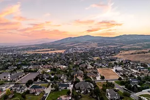 427 N Matterhorn Dr E, Alpine, UT 84004 - Photo 95