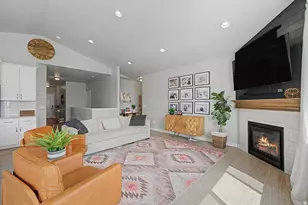 3344 S Tiger Heron Dr, Saratoga Springs, UT 84045 - Photo 5