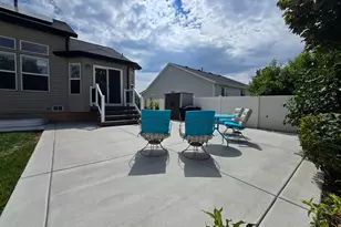 2002 S Chelemes Way E, Clearfield, UT 84015 - Photo 27