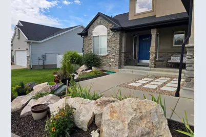 2002 S Chelemes Way E, Clearfield, UT 84015 - Photo 3